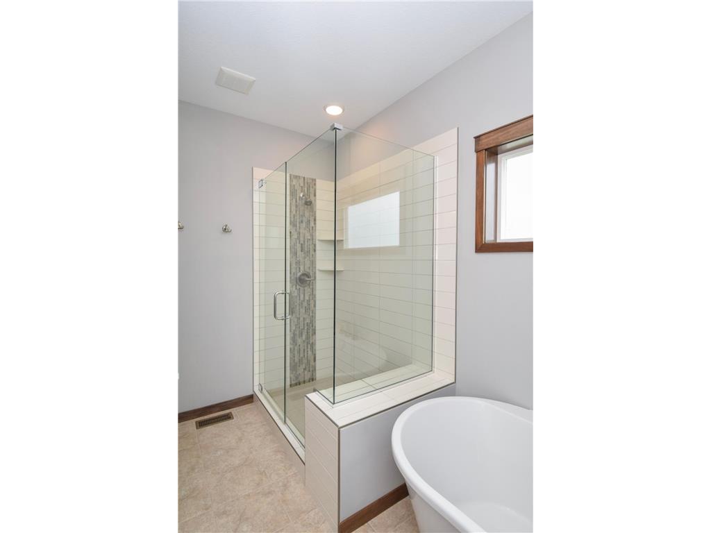 4930 130th Court NE Blaine MN 55449 7090496 image20