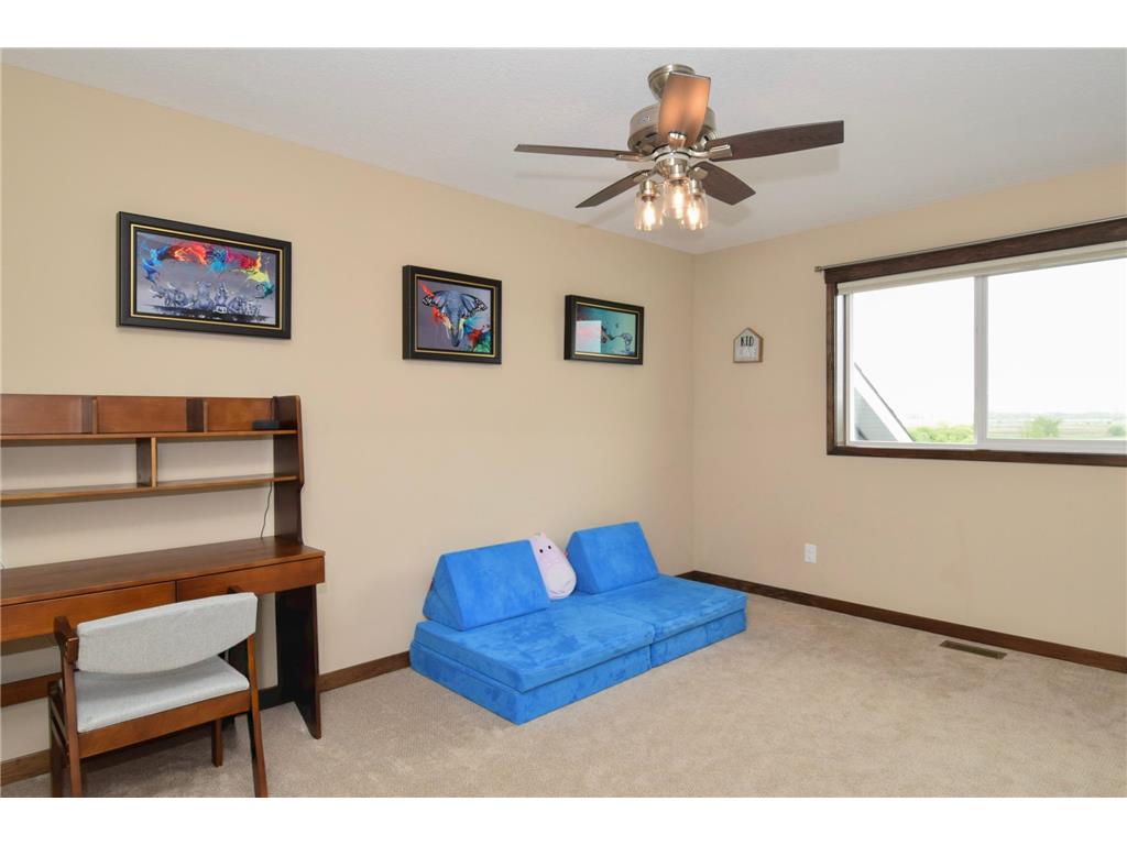 4930 130th Court NE Blaine MN 55449 7090496 image26