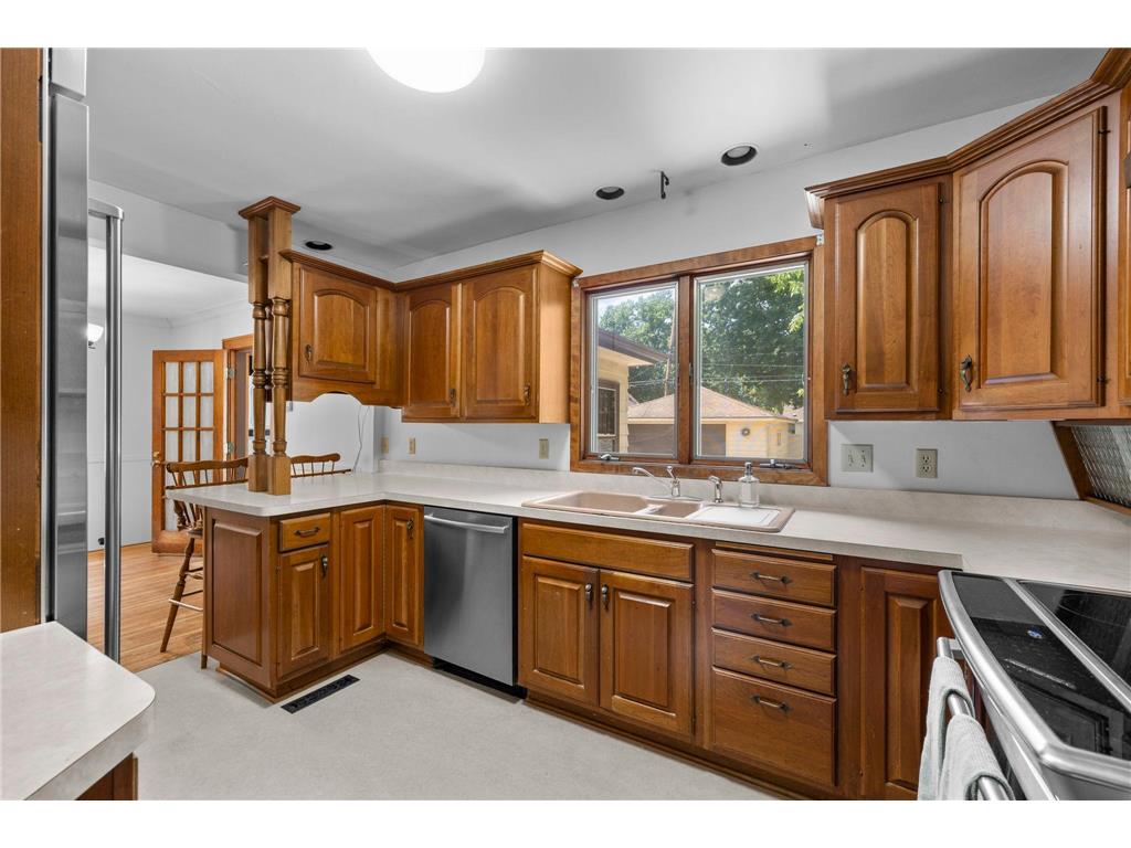 4930 39th Avenue S Minneapolis MN 55417 7056299 image8