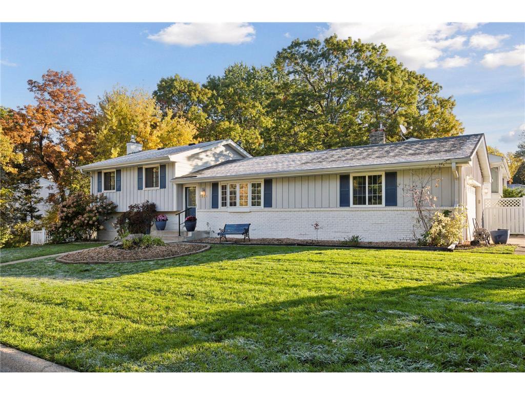 4931 Pennine Pass NE Columbia Heights MN 55421 6808759 image1