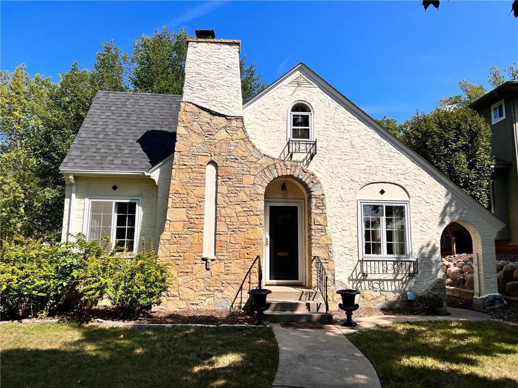 4933 Maple Road Edina MN 55424 6416445 image1