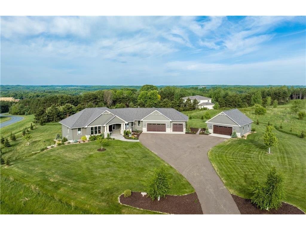 4933 Talmadge Road Eau Claire WI 54701 6372363 image1