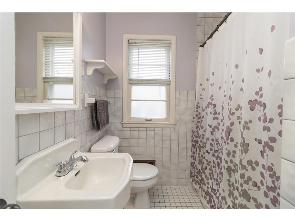 4934 Sheridan Avenue N Minneapolis MN 55430 7026604 image18
