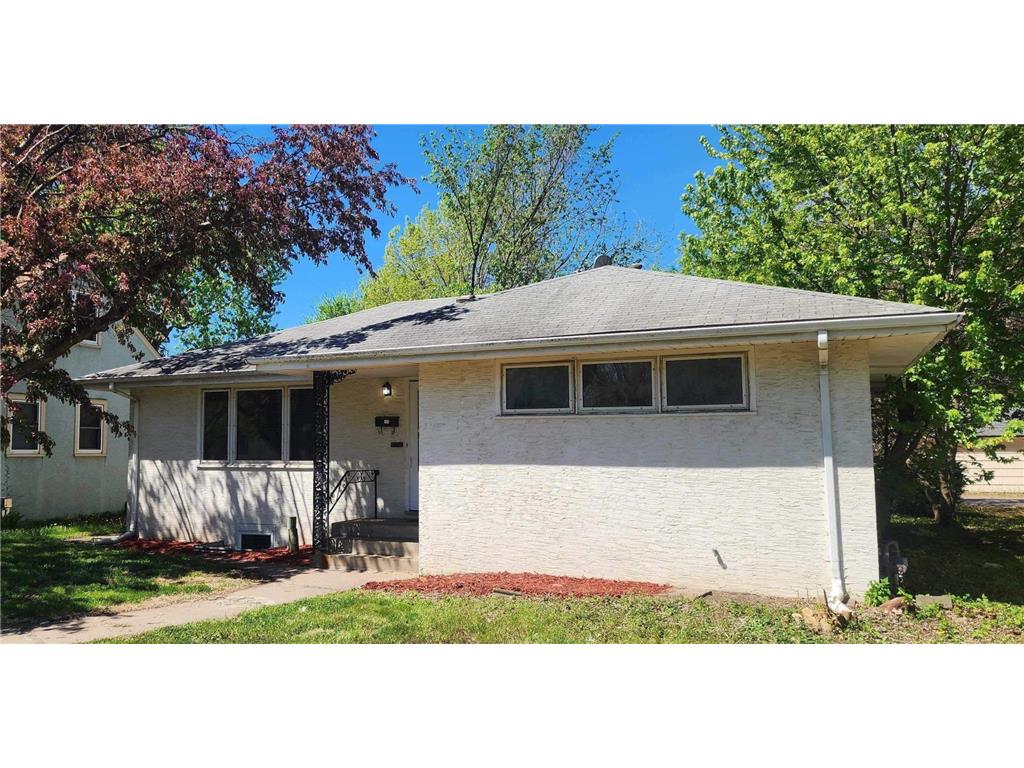 4935 Russell Avenue N Minneapolis MN 55430 7069301 image1