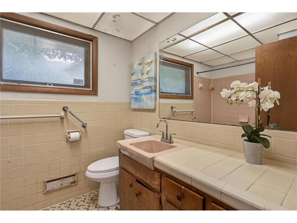 4935 Russell Avenue N Minneapolis MN 55430 7069301 image11