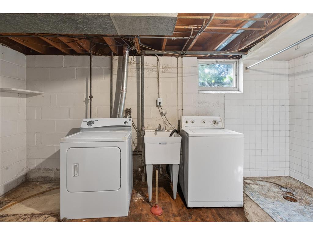 4935 Russell Avenue N Minneapolis MN 55430 7069301 image15