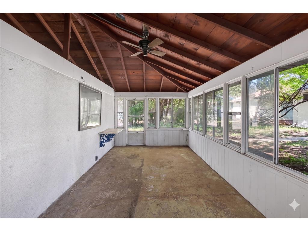 4935 Russell Avenue N Minneapolis MN 55430 7069301 image17