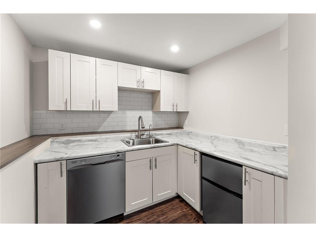 4935 Woodland Road Minnetonka MN 55345 7065352 image33
