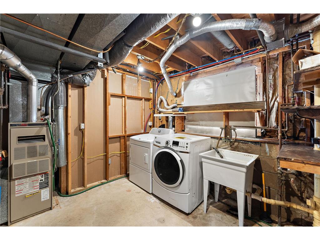 4935 Woodland Road Minnetonka MN 55345 7065352 image35