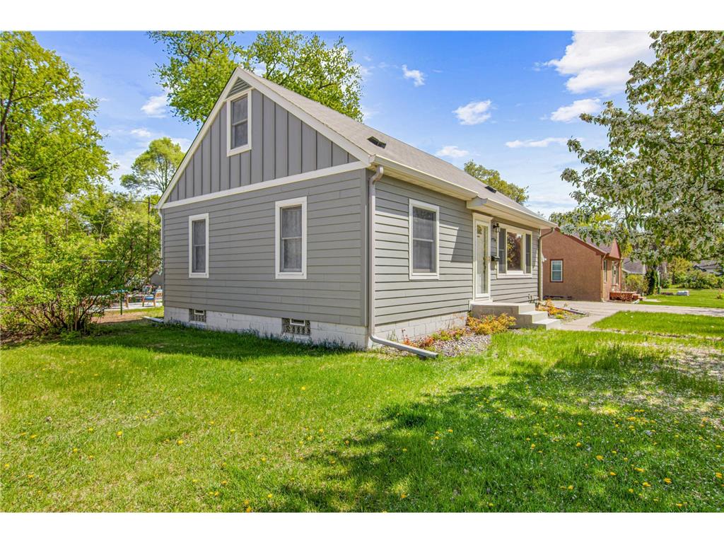 4936 Abbott Avenue N Brooklyn Center MN 55429 7074489 image31