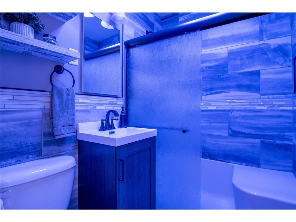 4936 Fremont Avenue N Minneapolis MN 55430 7001114 image14