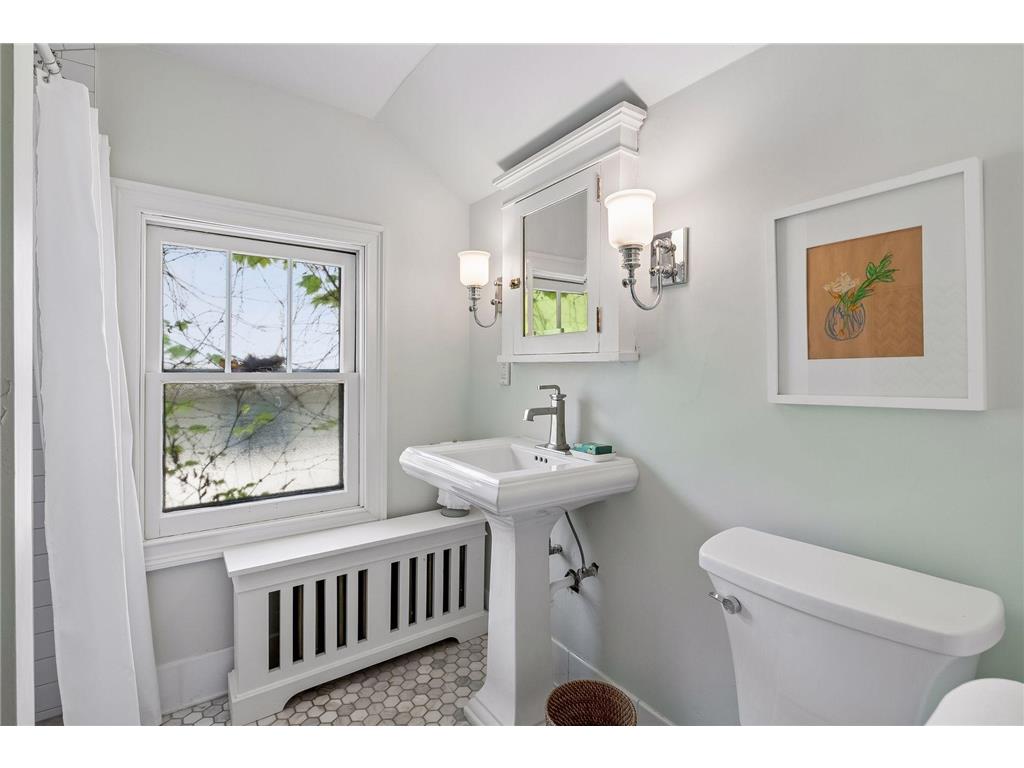 4936 Xerxes Avenue S Minneapolis MN 55410 7072034 image33