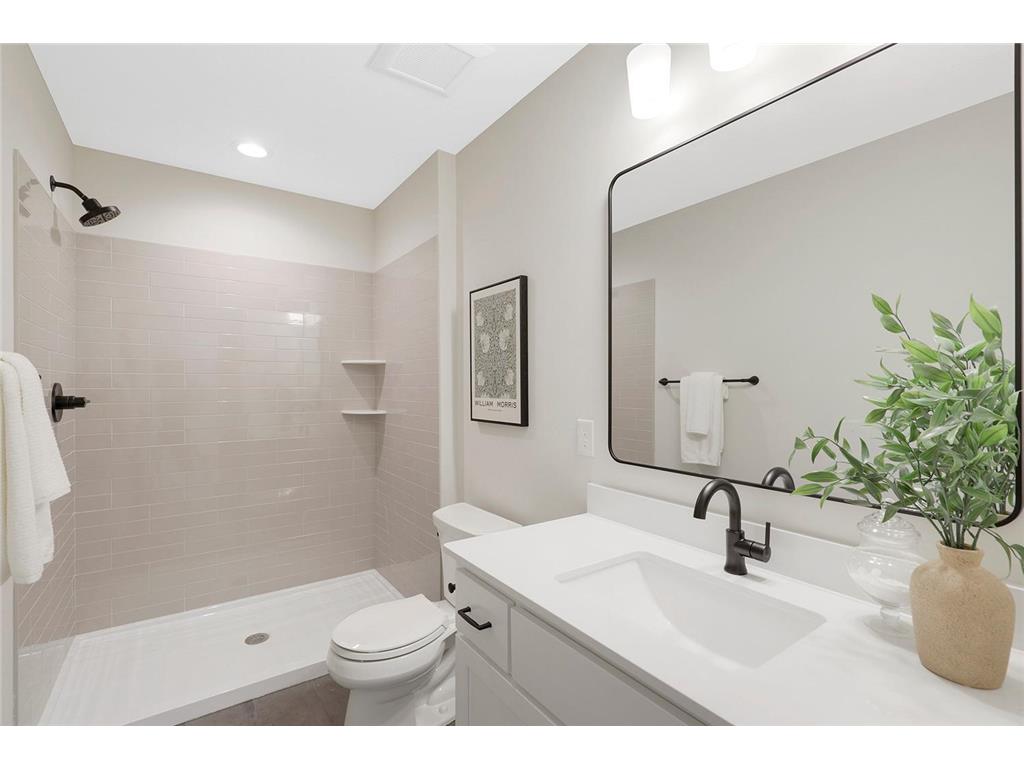 4938 Parkside Circle Eagan MN 55123 6794261 image65