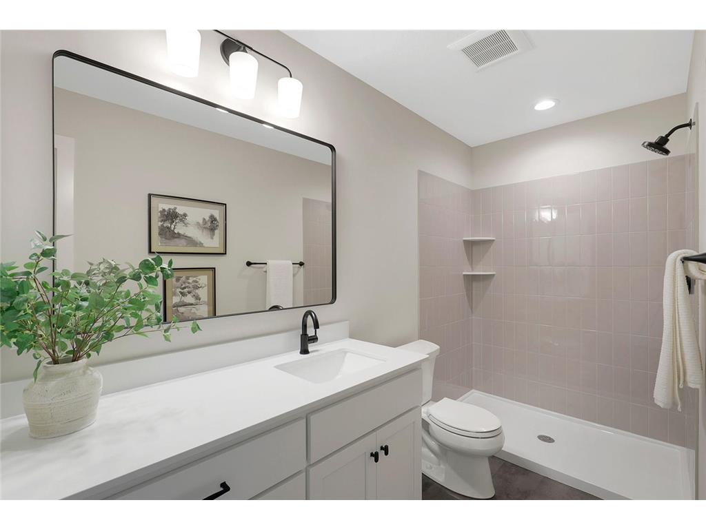 4938 Parkside Circle Eagan MN 55123 6794261 image69