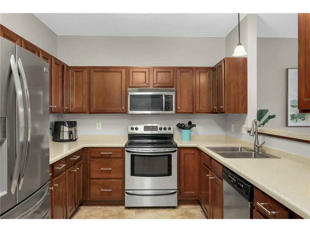 4940 Underwood Lane N #4940G Plymouth MN 55442 7027777 image13