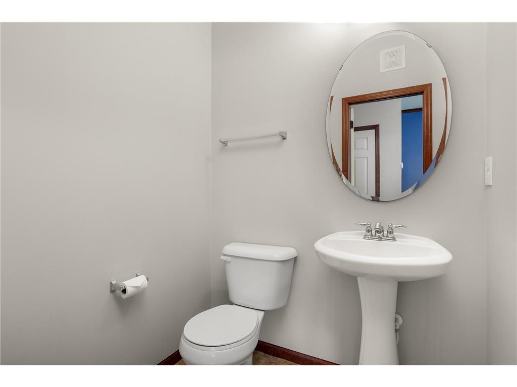 4940 Underwood Lane N #4940G Plymouth MN 55442 7027777 image16