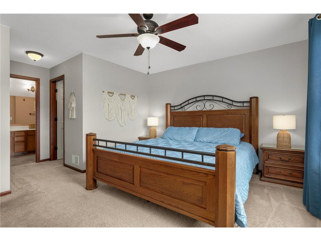 4940 Underwood Lane N #4940G Plymouth MN 55442 7027777 image18