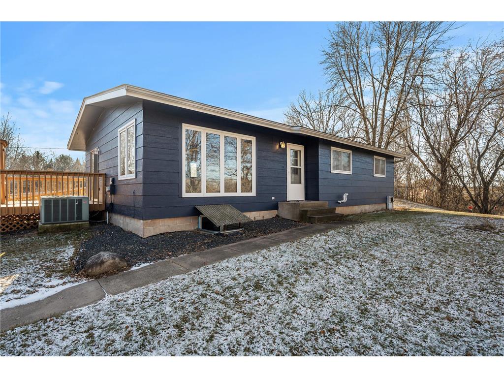 4942 314th Avenue NE Isanti Twp MN 55008 6469420 image1