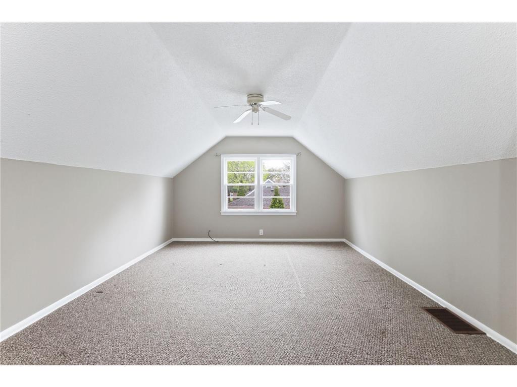 4942 Penn Avenue N Minneapolis MN 55430 7035079 image12