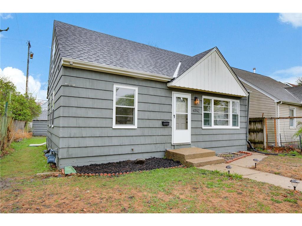 4942 Penn Avenue N Minneapolis MN 55430 7035079 image26