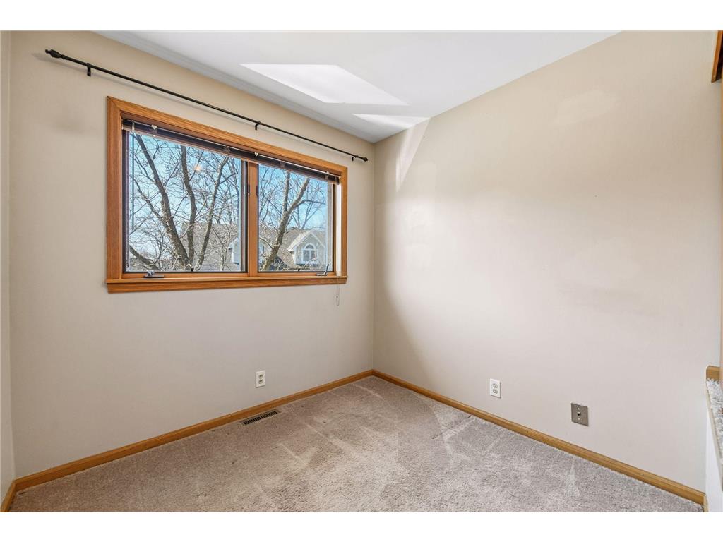 4943 Bayswater Road Minnetonka MN 55345 7050169 image25