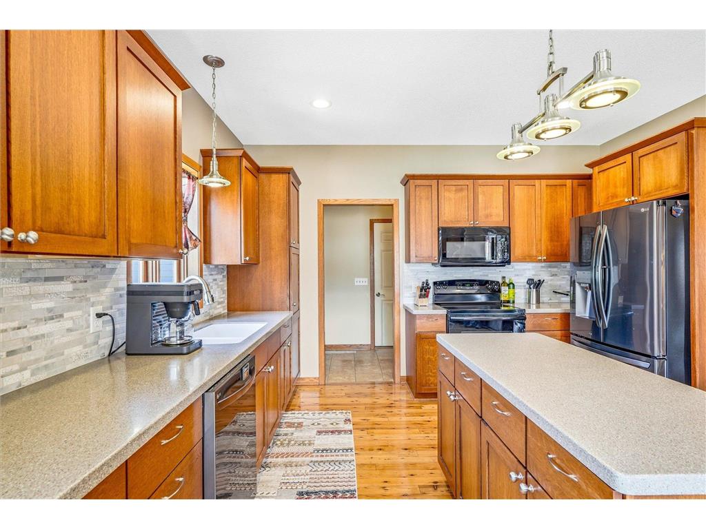 4945 382nd Drive North Branch MN 55056 7015459 image10