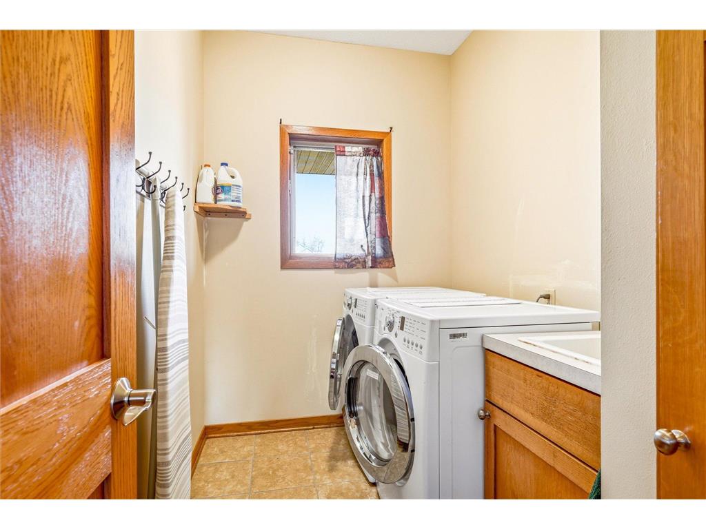 4945 382nd Drive North Branch MN 55056 7015459 image18