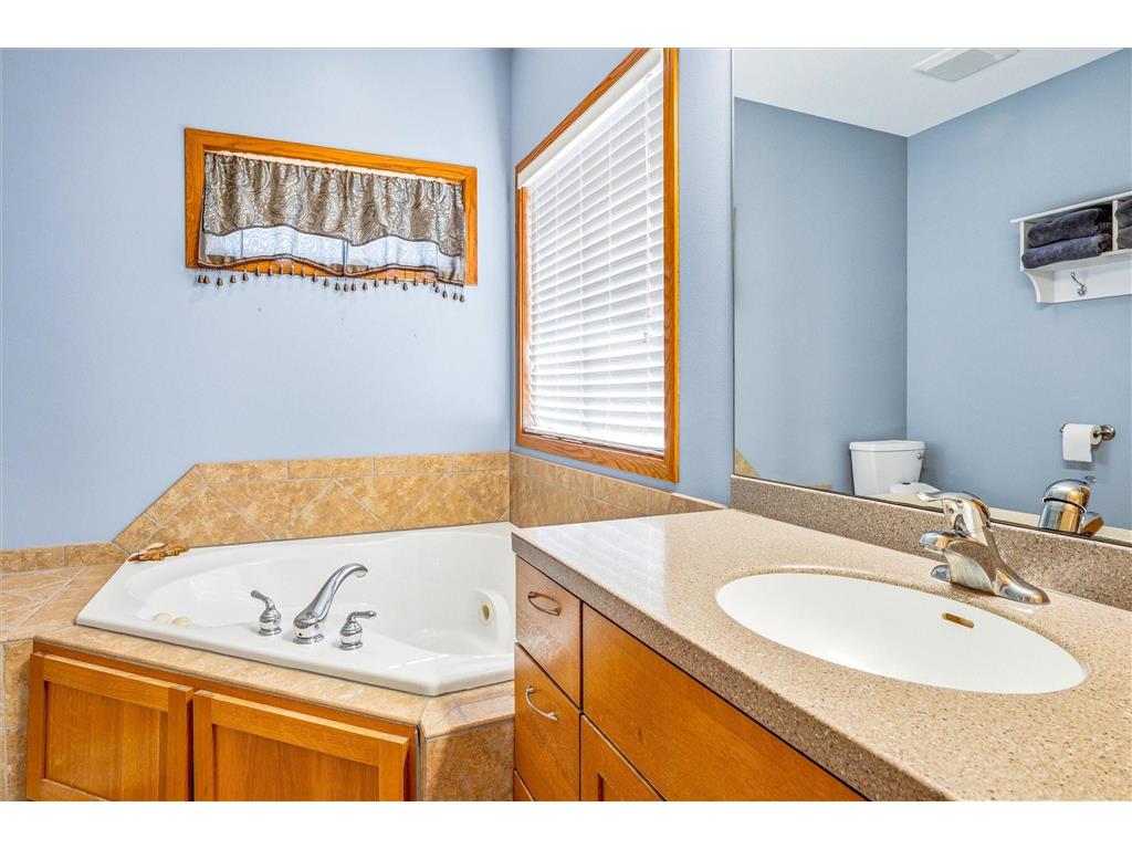 4945 382nd Drive North Branch MN 55056 7015459 image22