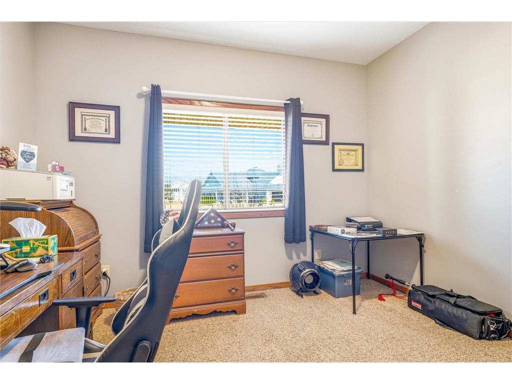 4945 382nd Drive North Branch MN 55056 7015459 image27
