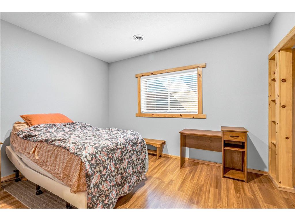 4945 382nd Drive North Branch MN 55056 7015459 image31