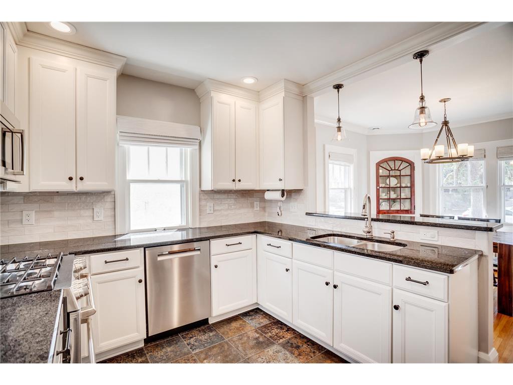4945 Bryant Avenue S Minneapolis MN 55419 7044230 image25