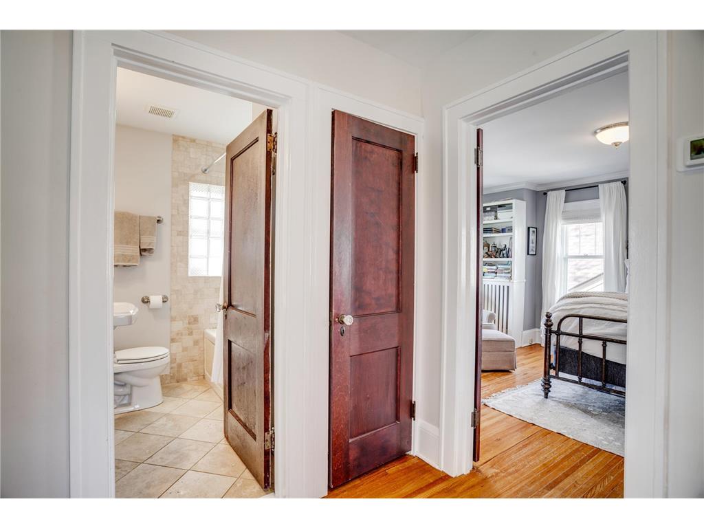 4945 Bryant Avenue S Minneapolis MN 55419 7044230 image38