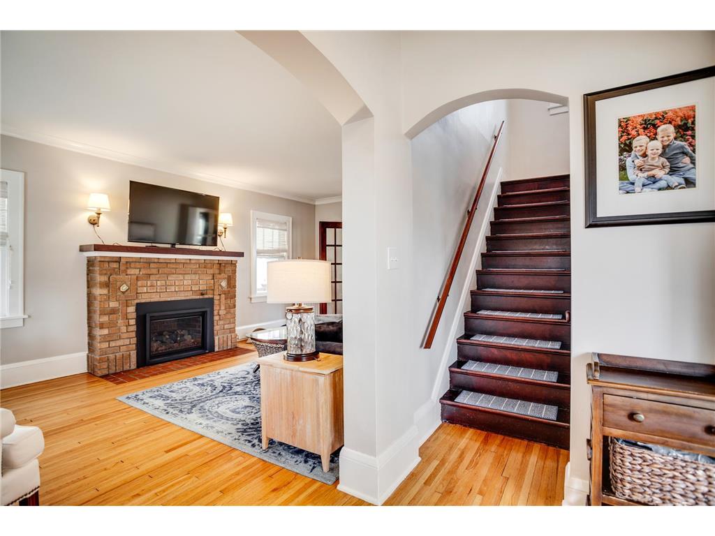 4945 Bryant Avenue S Minneapolis MN 55419 7044230 image4