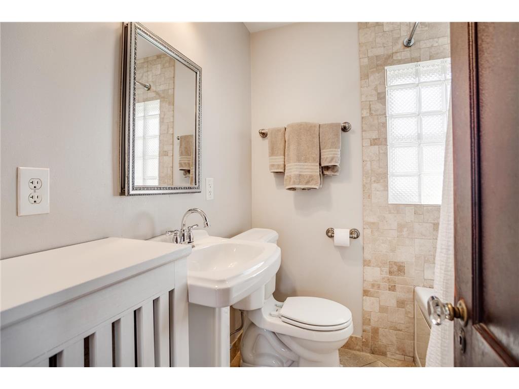 4945 Bryant Avenue S Minneapolis MN 55419 7044230 image42