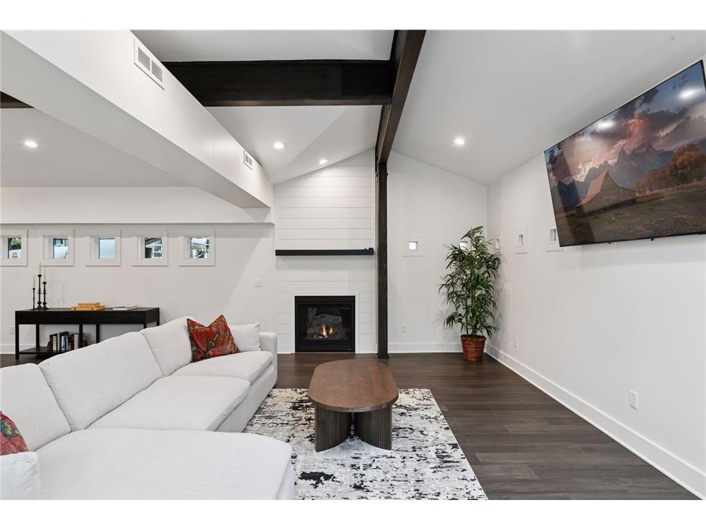 4945 Glen Elyn Road Mound MN 55364 - Lake Minnetonka 6812265 image34