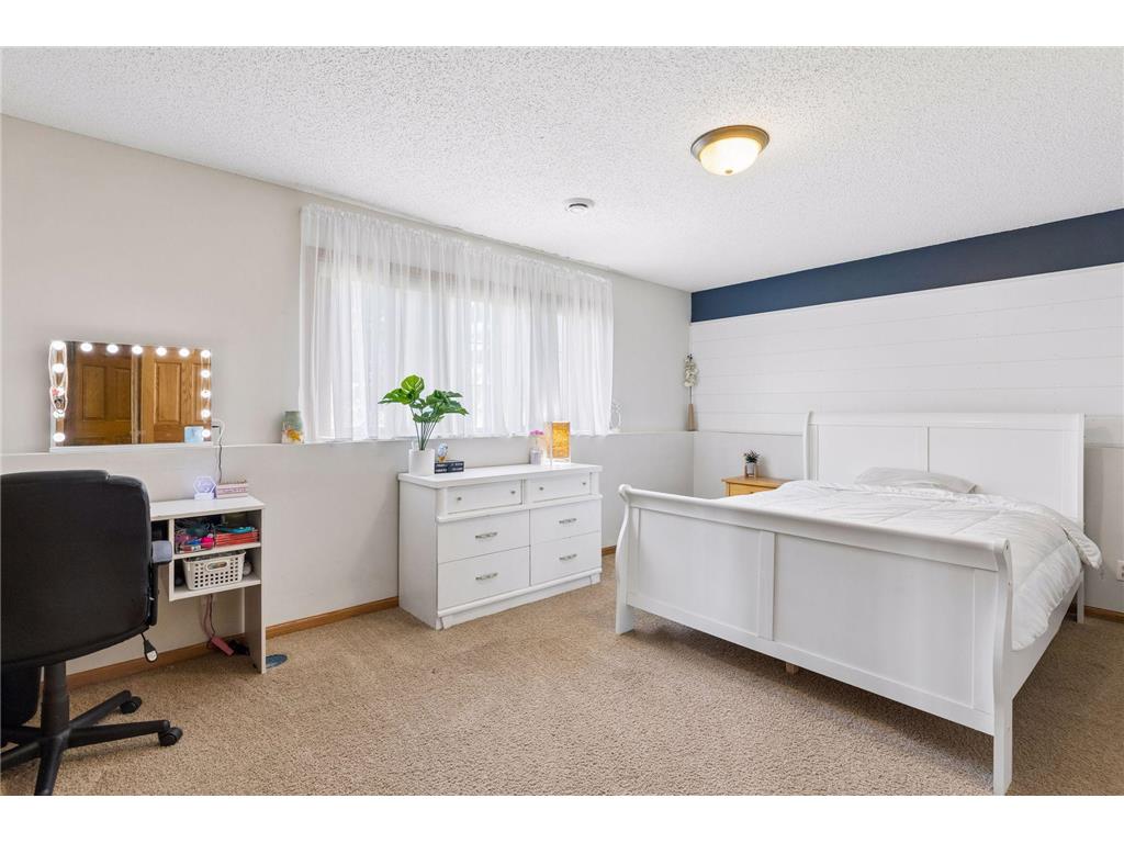 4946 259th Court Wyoming MN 55092 7080405 image32