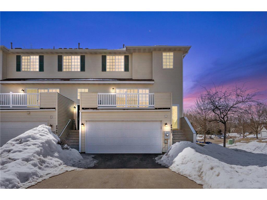 4947 Grenwich Avenue N Oakdale MN 55128 6331341 image1