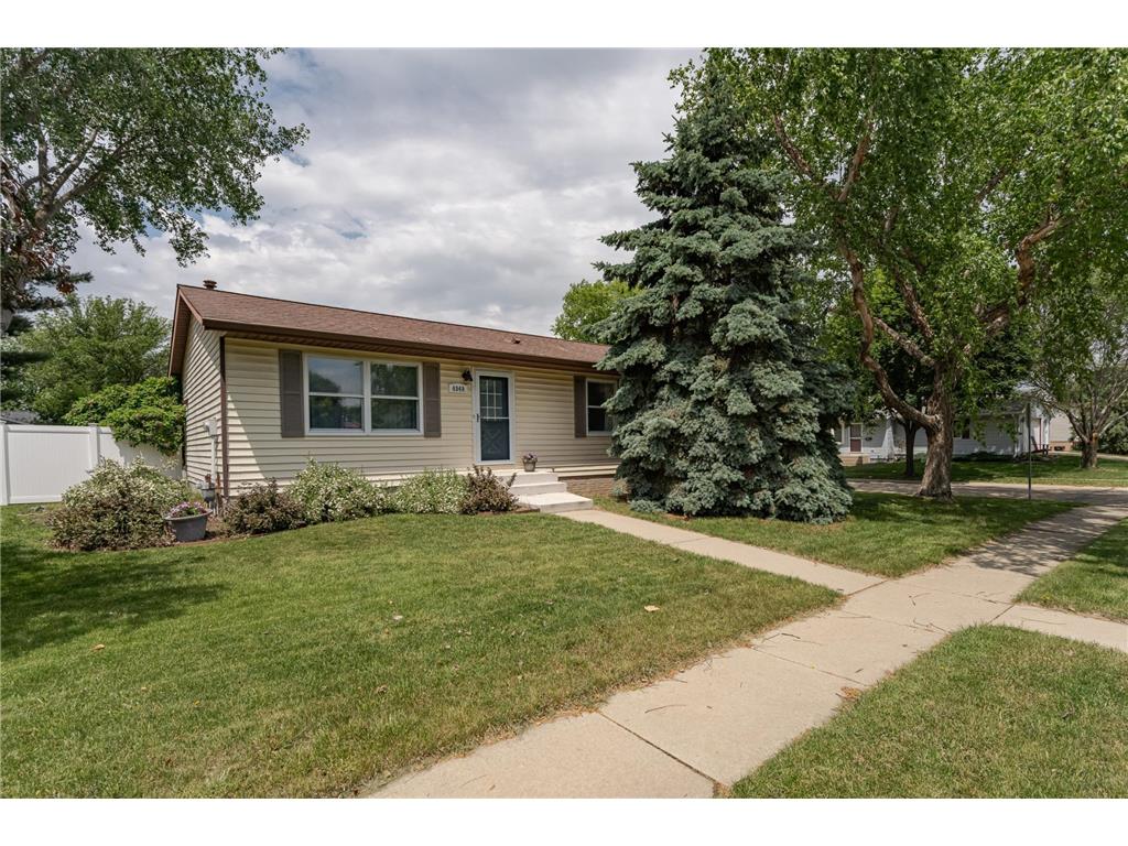 4949 22nd Avenue NW Rochester MN 55901 6552373 image1