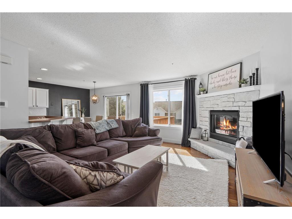 495 Pleasant Court Chaska MN 55318 7026000 image1