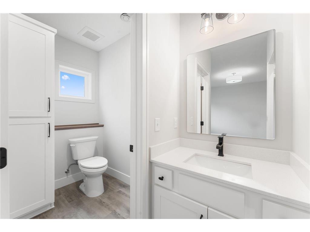 4950 Parkside Circle Eagan MN 55123 6815163 image31