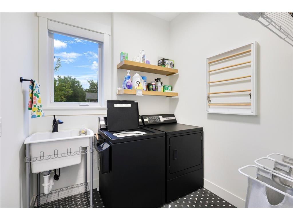 4951 Parkside Circle Eagan MN 55123 6794325 image18