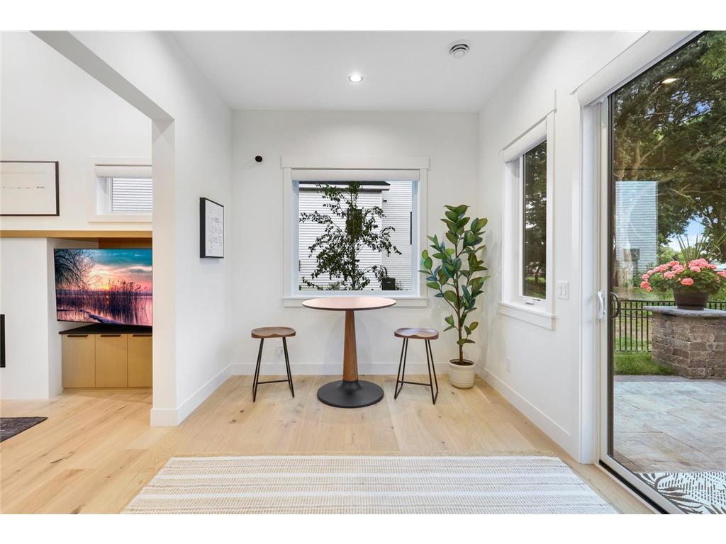 4951 Parkside Circle Eagan MN 55123 6794325 image27