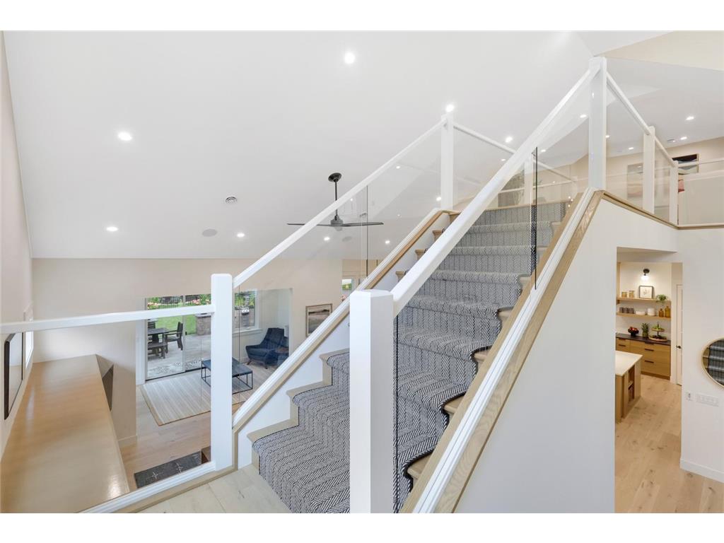 4951 Parkside Circle Eagan MN 55123 6794325 image56