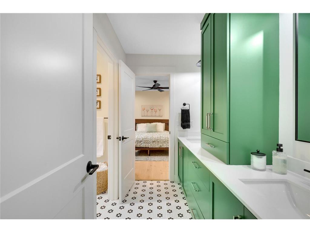 4951 Parkside Circle Eagan MN 55123 6794325 image66