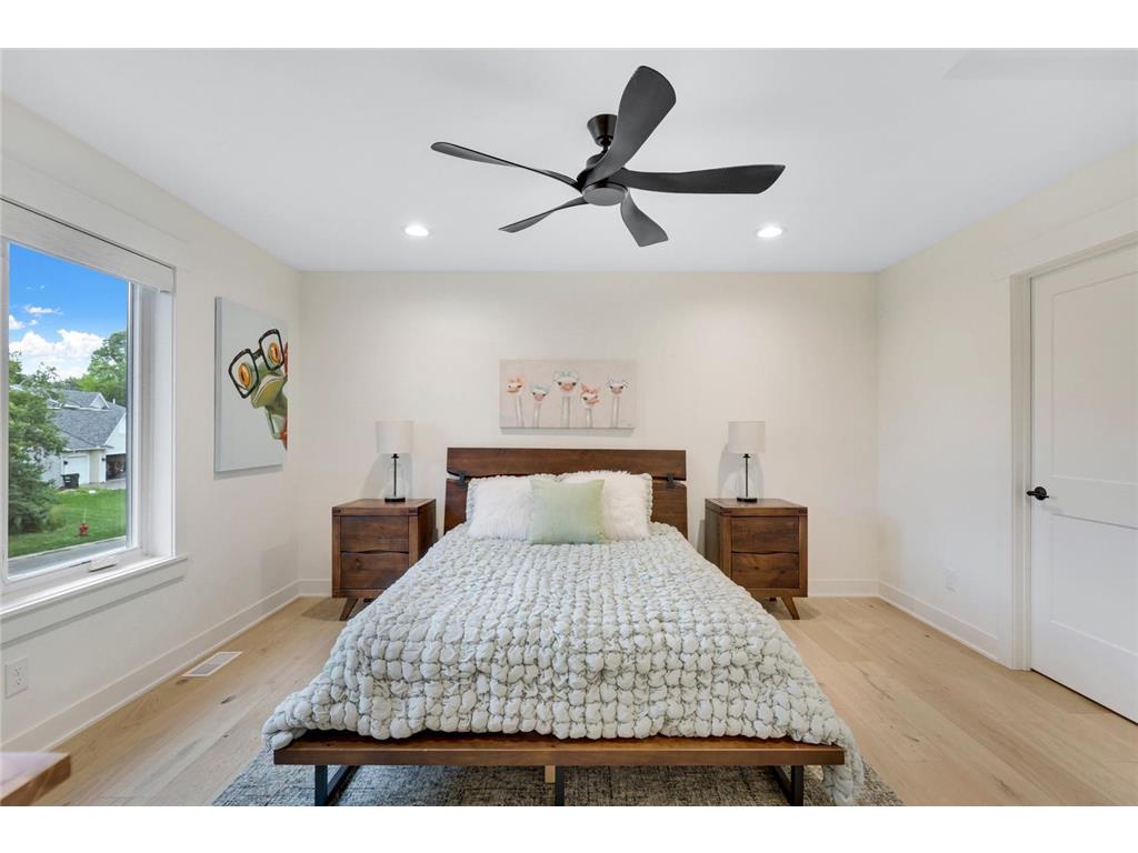 4951 Parkside Circle Eagan MN 55123 6794325 image67