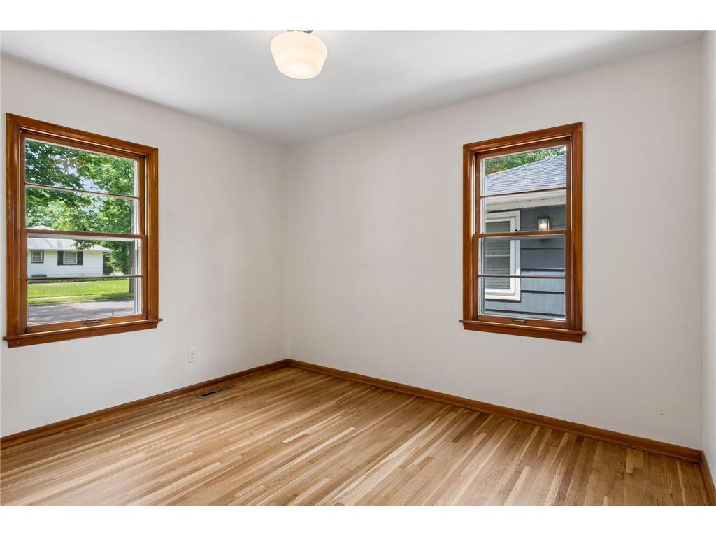 4954 Logan Avenue N Minneapolis MN 55430 7098214 image9
