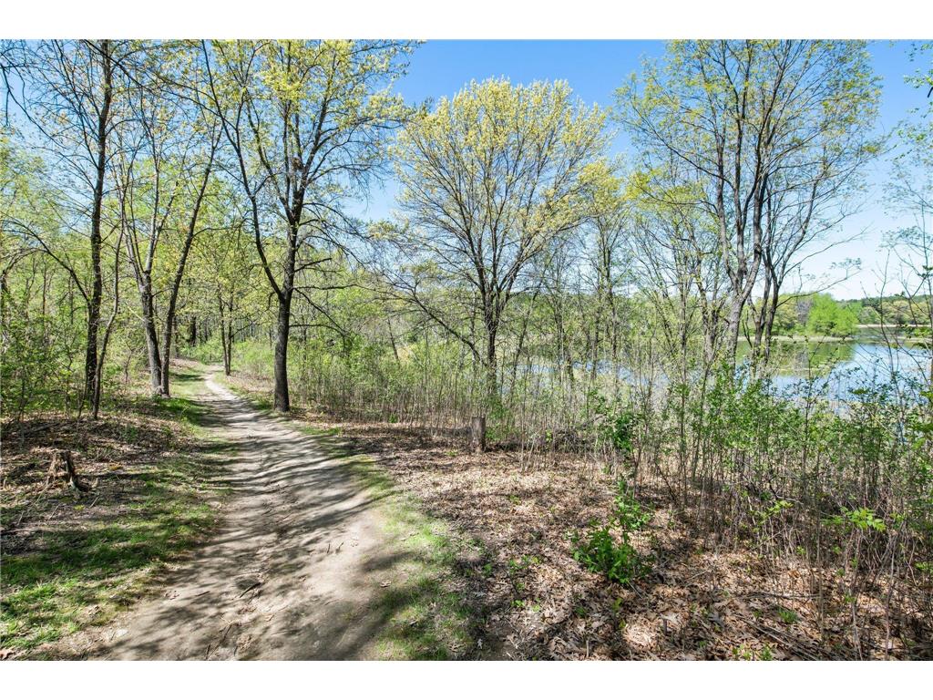 4955 Parkside Circle Eagan MN 55123 6719642 image10