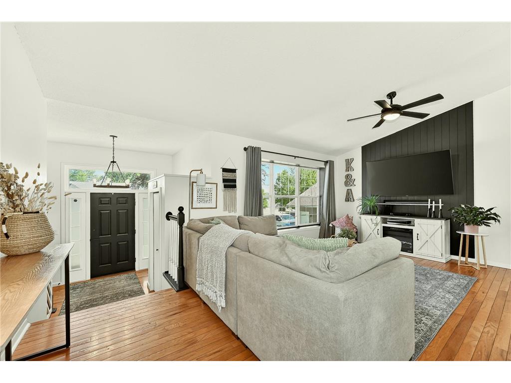 4956 4th Street NW Rochester MN 55901 7072016 image3