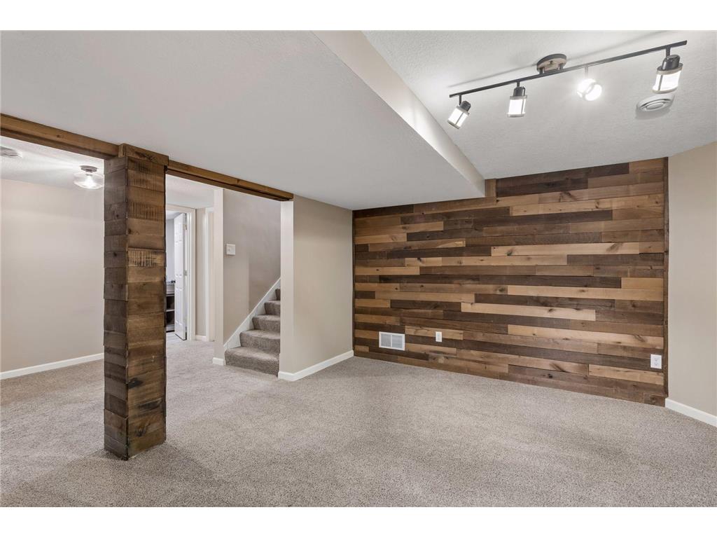 4957 Florida Avenue N Crystal MN 55428 7079647 image26