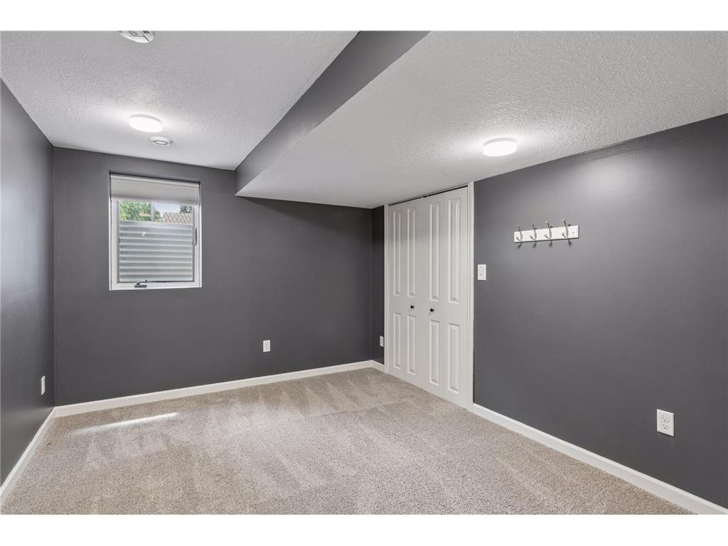 4957 Florida Avenue N Crystal MN 55428 7079647 image28